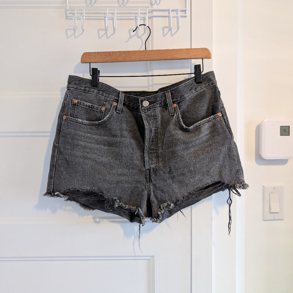 Levi's/501 Black Short Sz 32